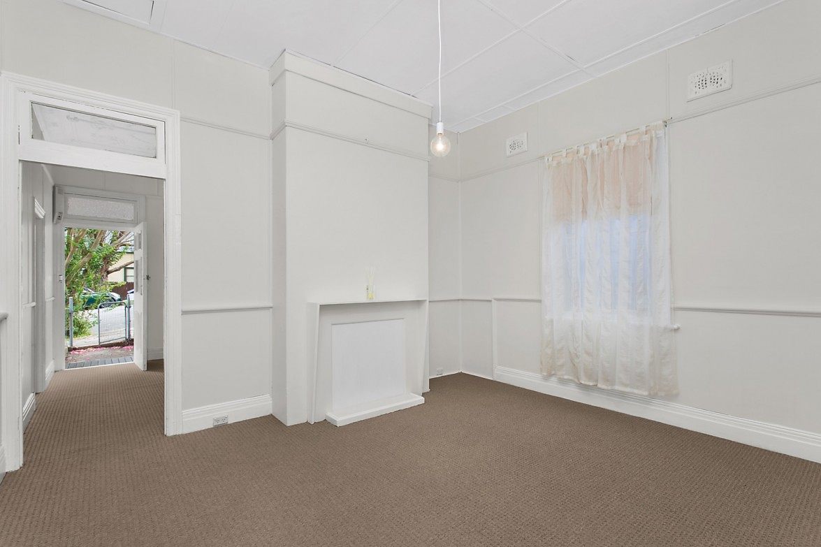 76 O'Neill Street, Lilyfield Sold by Coopers Agency - image 1