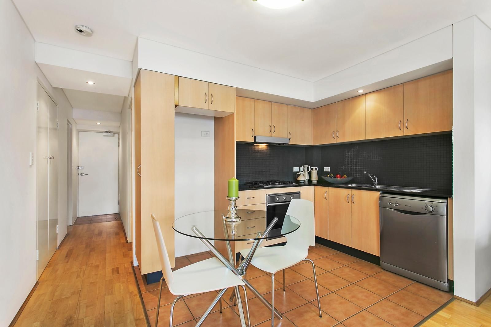 9/56 Church Street, Camperdown Sold by Coopers Agency - image 1