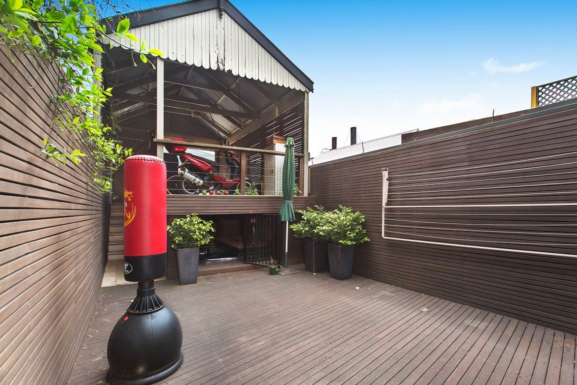 15 Lilyfield Road, Rozelle Sold by Coopers Agency - image 1