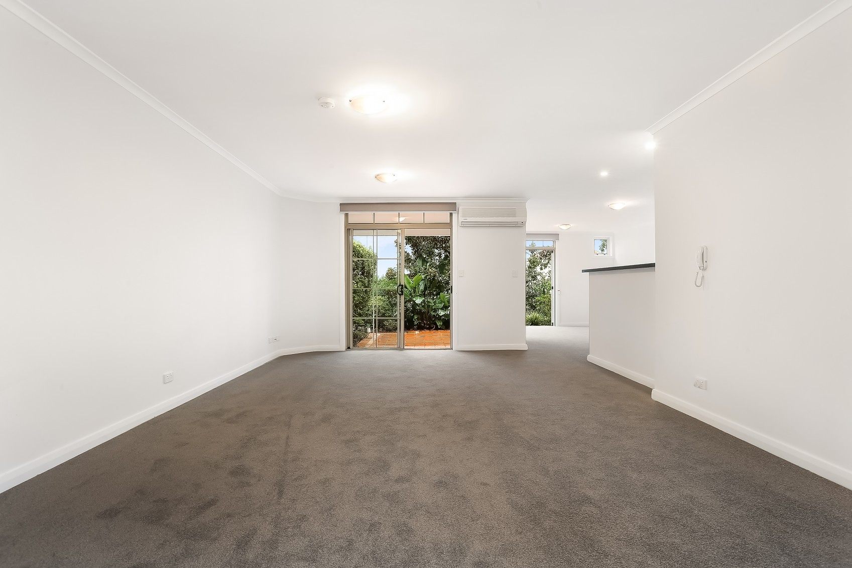 8/21 Waragal Avenue, Rozelle Leased by Coopers Agency - image 1