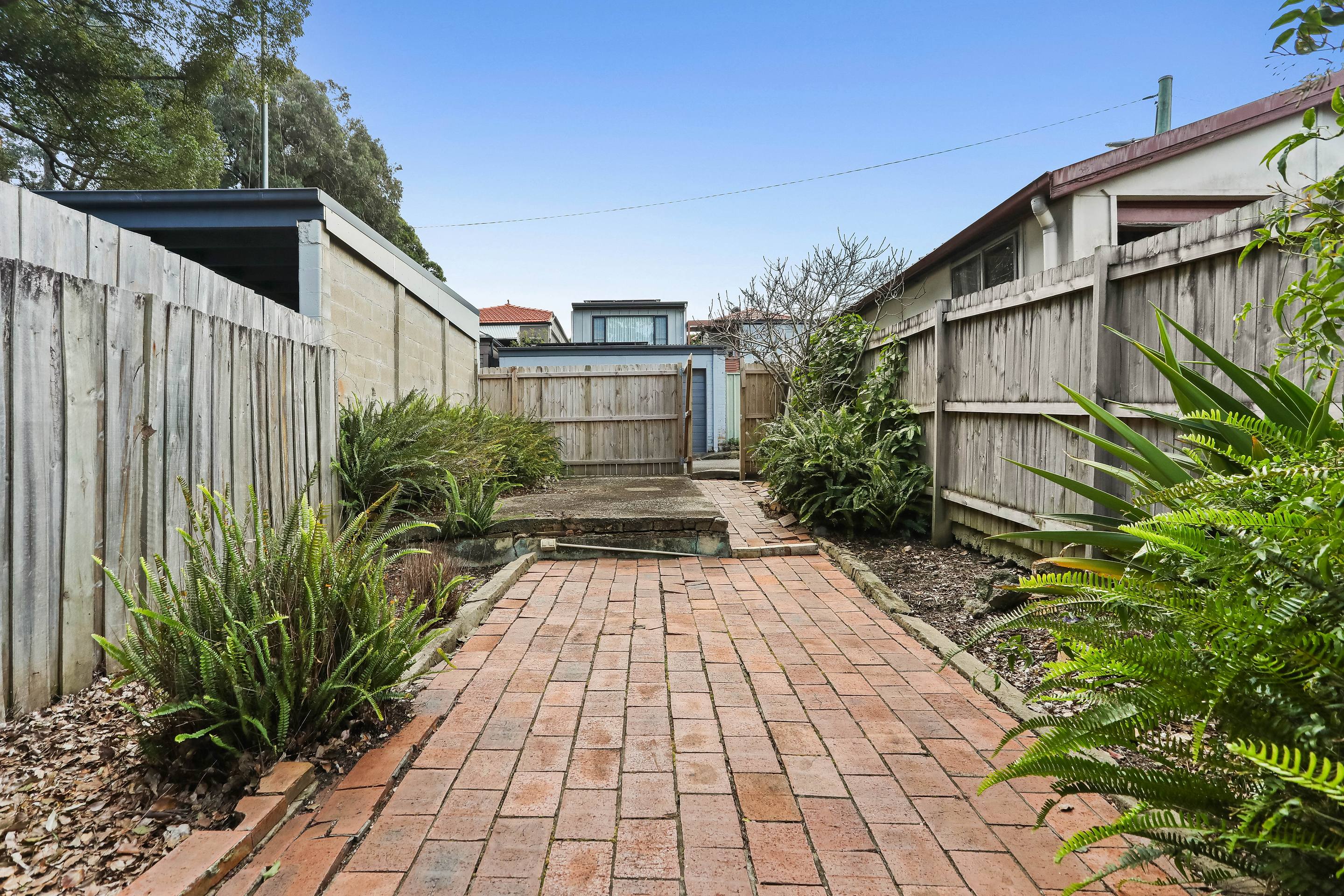 30 Clarendon Road, Stanmore Auction by Coopers Agency - image 3