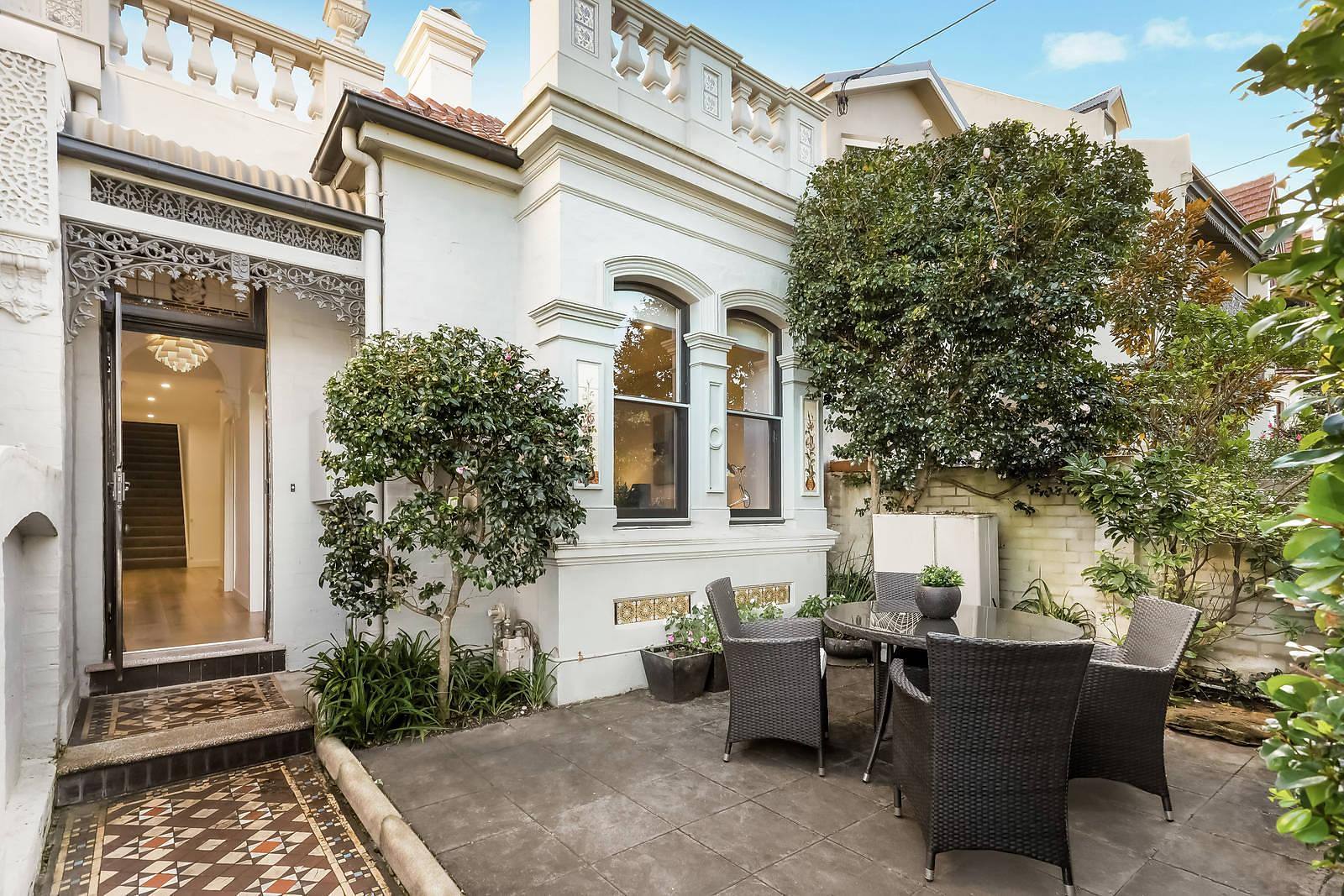 61 Boyce Street, Glebe Sold by Coopers Agency - image 1