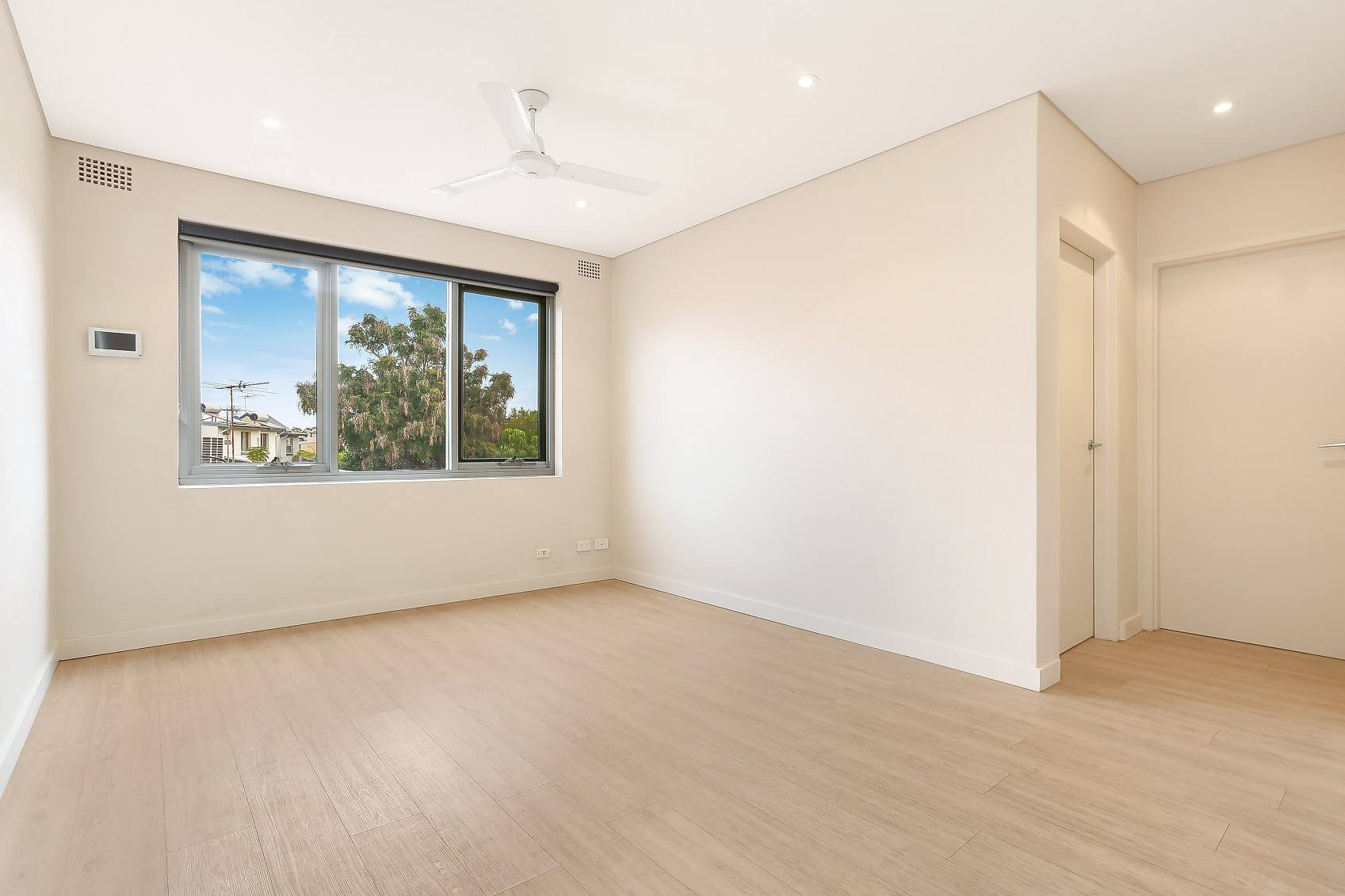 1/33 Maida Street, Lilyfield Leased by Coopers Agency - image 3